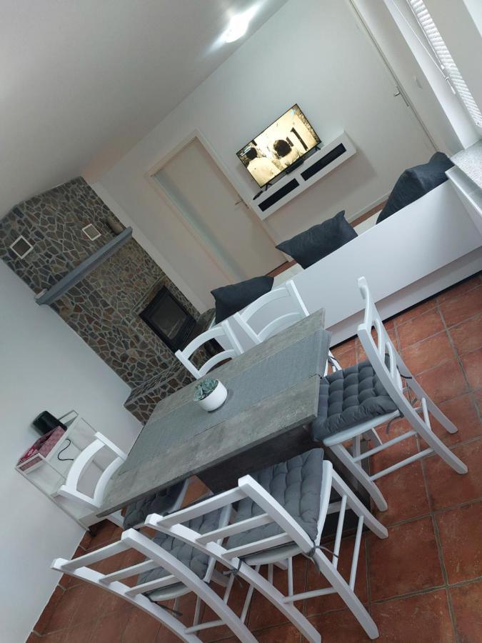 Apartma Sandi 셴틸 외부 사진