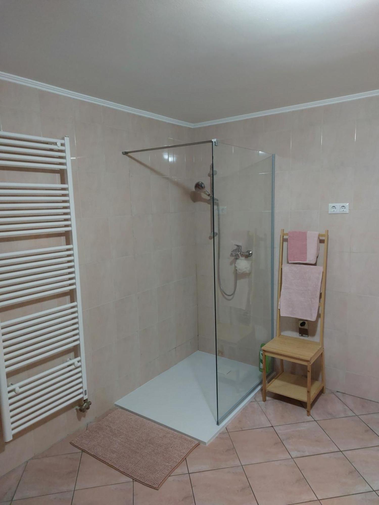 Apartma Sandi 셴틸 외부 사진